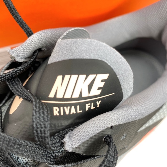 Nike Zoom Rival Fly Grey With Pink Swoosh - Picture 5 of 8